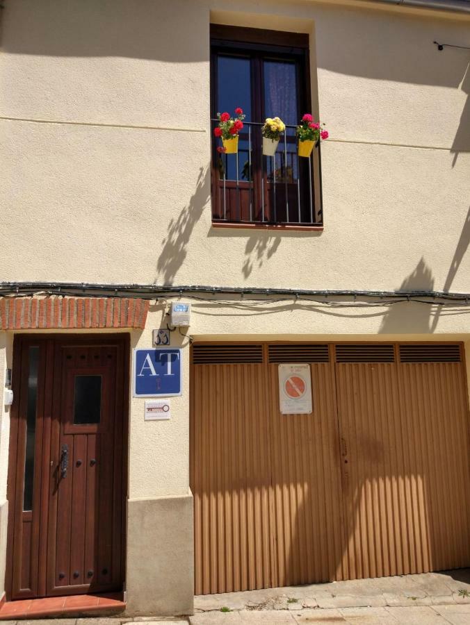 Apartamento Ciudad Monumental Caces Eksteriør billede